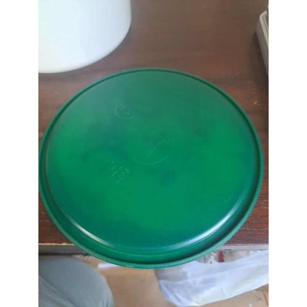 Vtg Tupperware One Touch Canister White With Hunter Green Lid 2709A-3.